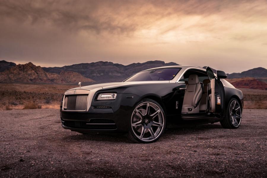  Rolls-Royce Wraith on Forgiato Wheels (F2.06) 2019 года  (фото 1 из 4)